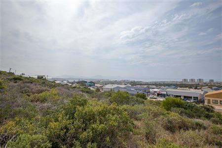 False - Vacant Land For Sale in Diaz Industria, Mossel Bay, Western Cape - M120684
