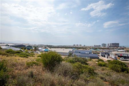 False - Vacant Land For Sale in Diaz Industria, Mossel Bay, Western Cape - M120684