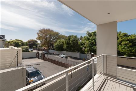 False - Apartment Unavailable in Kenilworth Upper, Cape Town, Western Cape - M120744