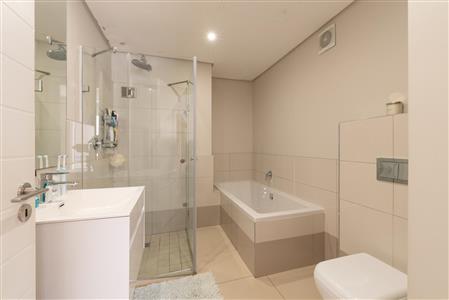 False - Apartment Unavailable in Kenilworth Upper, Cape Town, Western Cape - M120744