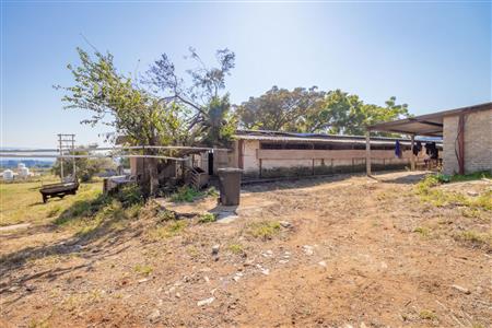 False - Farm for sale in Hekpoort, Krugersdorp - M120863