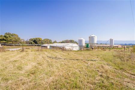 False - Farm for sale in Hekpoort, Krugersdorp - M120863