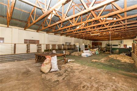 False - Warehouse For Sale in Riversdale, Western Cape - M120924