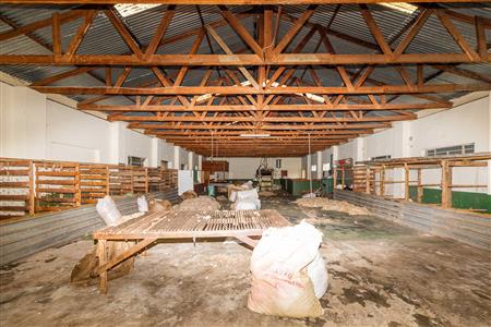 False - Warehouse For Sale in Riversdale, Western Cape - M120924