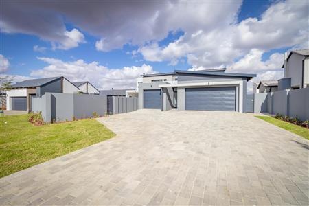 False - House for sale in Midstream Estate, Centurion - M121001