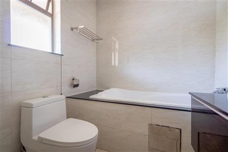 False - Apartment for sale in Fourways, Sandton - M121069