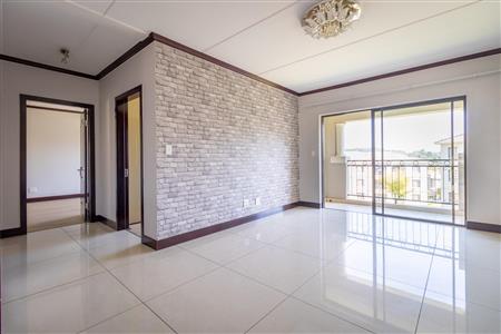 False - Apartment for sale in Fourways, Sandton - M121069