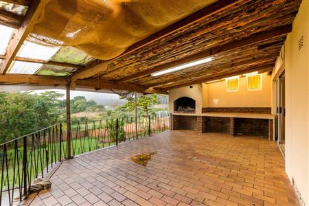 False - House For Sale in Riversdale, Western Cape - M121128