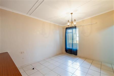 False - House For Sale in Riversdale, Western Cape - M121128