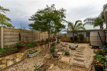 False - House For Sale in Riversdale, Western Cape - M121219