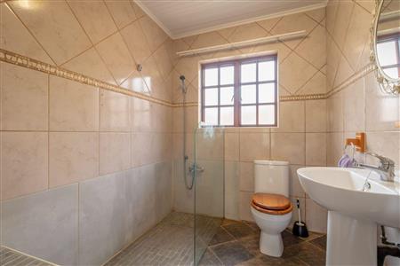False - House For Sale in Heidelberg Central, Heidelberg, Gauteng - M121241