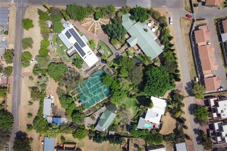 False - House For Sale in Heidelberg Central, Heidelberg, Gauteng - M121241