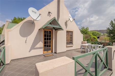 False - House For Sale in Heidelberg Central, Heidelberg, Gauteng - M121241