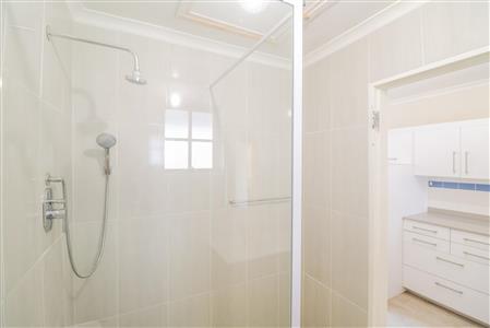 False - Apartment For Sale in St Georges Park, Port Elizabeth, Eastern Cape - M121281