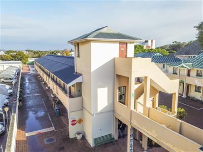 False - Apartment For Sale in St Georges Park, Port Elizabeth, Eastern Cape - M121281