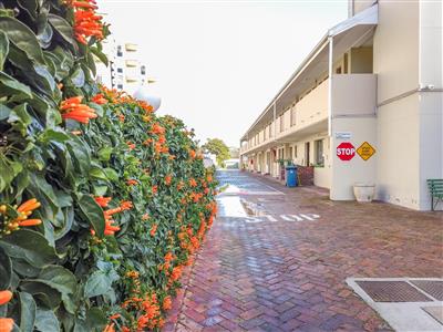 False - Apartment For Sale in St Georges Park, Port Elizabeth, Eastern Cape - M121281