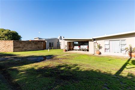 False - Farm For Sale in Glentana, Groot Brakrivier, Western Cape - M121346