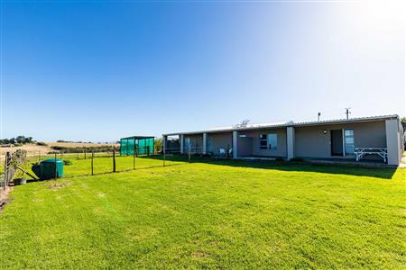 False - Farm For Sale in Glentana, Groot Brakrivier, Western Cape - M121346