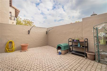 False - House Sold in Fourways, Sandton, Gauteng - M121504