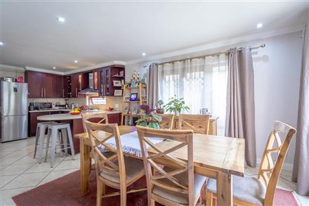 False - House Sold in Fourways, Sandton, Gauteng - M121504