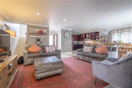False - House Sold in Fourways, Sandton, Gauteng - M121504