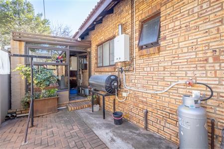 False - House For Sale in Bo-dorp, Rustenburg Central, Rustenburg, North West - M121524