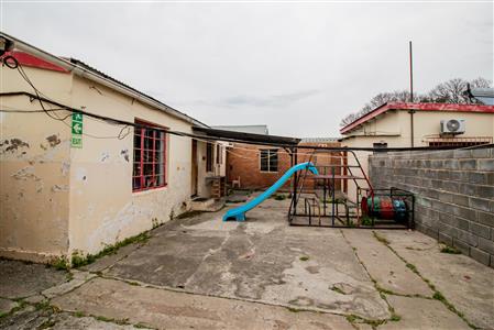 False - House For Sale in King Williams Town Central, King Williams Town, Eastern Cape - M121531