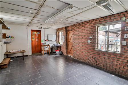 False - House For Sale in King Williams Town Central, King Williams Town, Eastern Cape - M121531