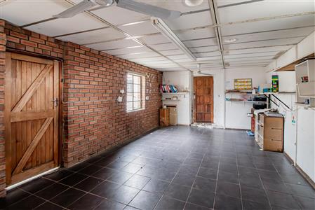 False - House For Sale in King Williams Town Central, King Williams Town, Eastern Cape - M121531