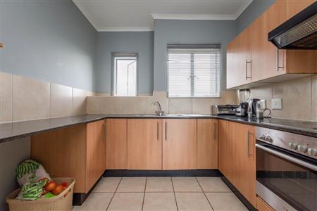 False - Apartment For Sale in Ferndale, Randburg, Gauteng - M121570