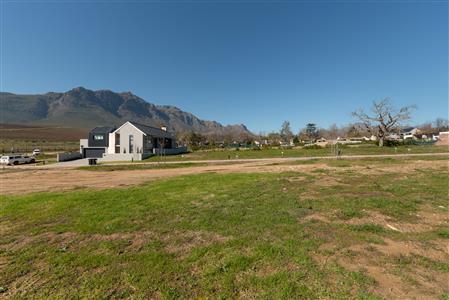 False - Vacant Land For Sale in Paradyskloof, Stellenbosch, Western Cape - M121575