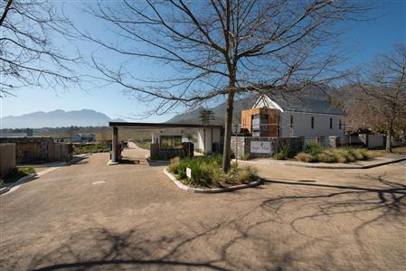 False - Vacant Land For Sale in Paradyskloof, Stellenbosch, Western Cape - M121575