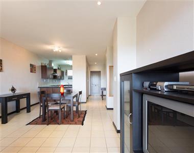 False - Apartment For Sale in Sandton Central, Sandton, Gauteng - M121605