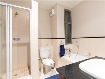 False - Apartment For Sale in Sandton Central, Sandton, Gauteng - M121605