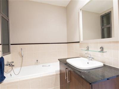 False - Apartment For Sale in Sandton Central, Sandton, Gauteng - M121605