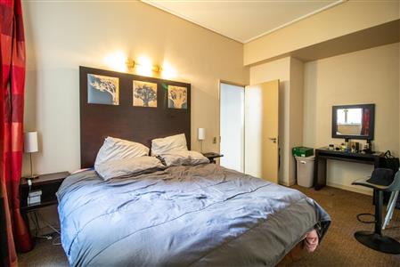 False - Apartment For Sale in Marshalltown, Johannesburg, Gauteng - M121629