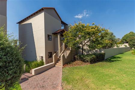 False - Townhouse For Sale in Fourways, Sandton, Gauteng - M121621