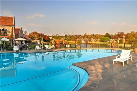 House For Sale in Fourways, Sandton, Gauteng - M114684