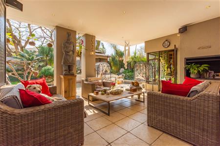 House For Sale in Fourways, Sandton, Gauteng - M114684