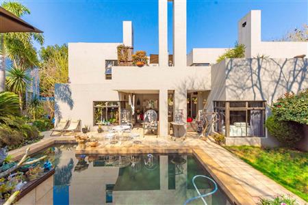 House For Sale in Fourways, Sandton, Gauteng - M114684