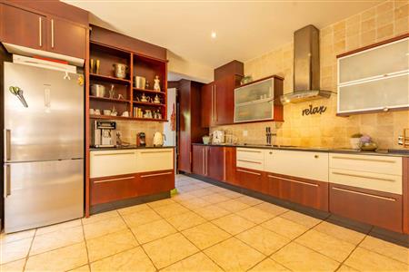 House For Sale in Fourways, Sandton, Gauteng - M114684