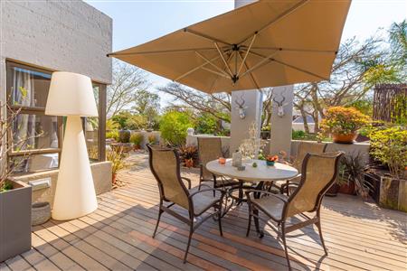House For Sale in Fourways, Sandton, Gauteng - M114684