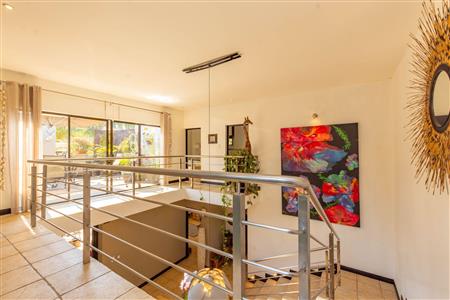 House For Sale in Fourways, Sandton, Gauteng - M114684