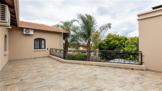 False - House For Sale in Fourways, Sandton, Gauteng - M10136