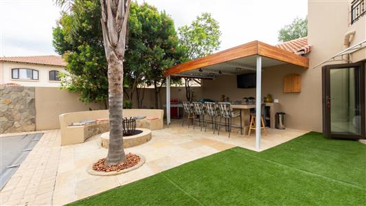 False - House For Sale in Fourways, Sandton, Gauteng - M10136