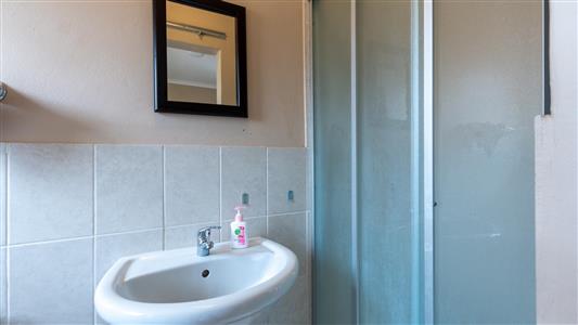 False - House For Sale in Fourways, Sandton, Gauteng - M10136
