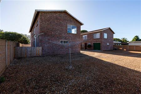 False - Apartment For Sale in Heidelberg AH, Heidelberg, Gauteng - M121850