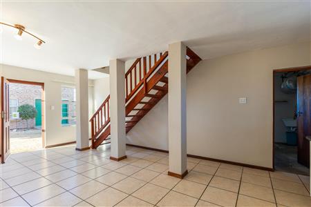 False - Apartment For Sale in Heidelberg AH, Heidelberg, Gauteng - M121850