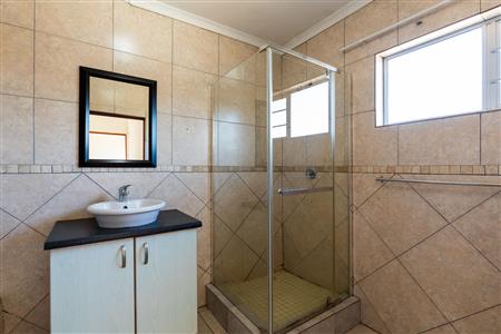 False - Apartment For Sale in Heidelberg AH, Heidelberg, Gauteng - M121850