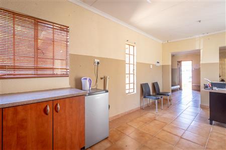 House For Sale in Tlhabane West, Rustenburg, North West - M127297